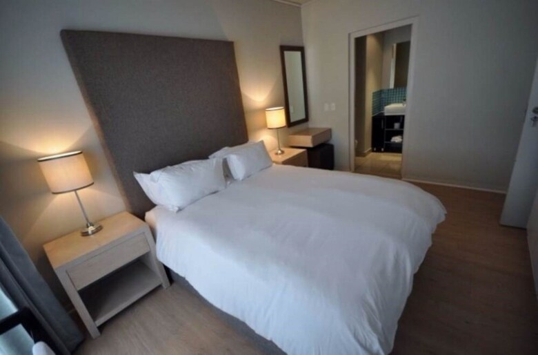 3 Bedroom Apartment In Central Cape Town