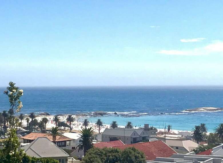 3 Bedrooms Villa In Camps Bay With Ocean Views