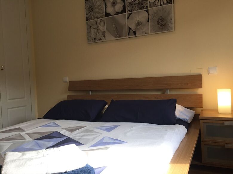 Apartamentos Ever House Goya