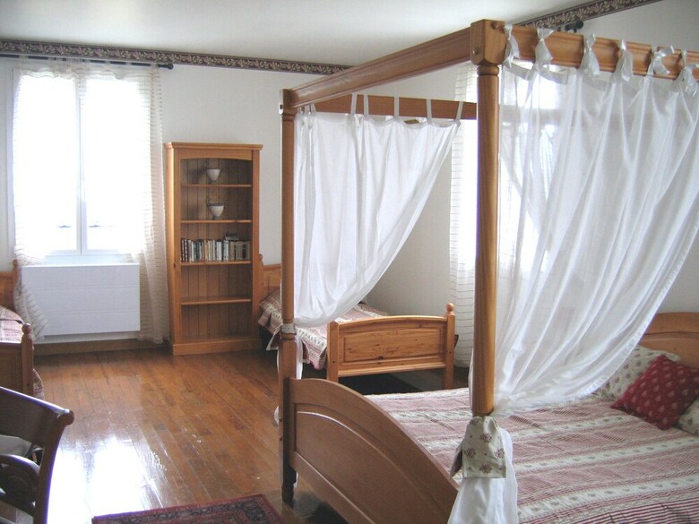 Bed & Breakfast Chambres D'h�te La Maison Jaune