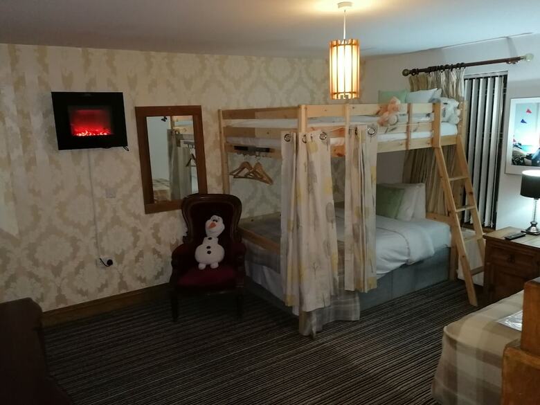 Bed & Breakfast Carnately Lodge Ballycastle