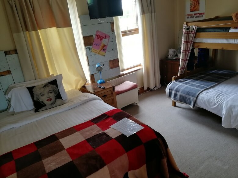 Bed & Breakfast Carnately Lodge Ballycastle