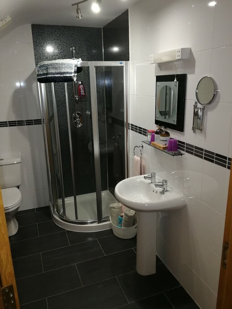 Bed & Breakfast Carnately Lodge Ballycastle