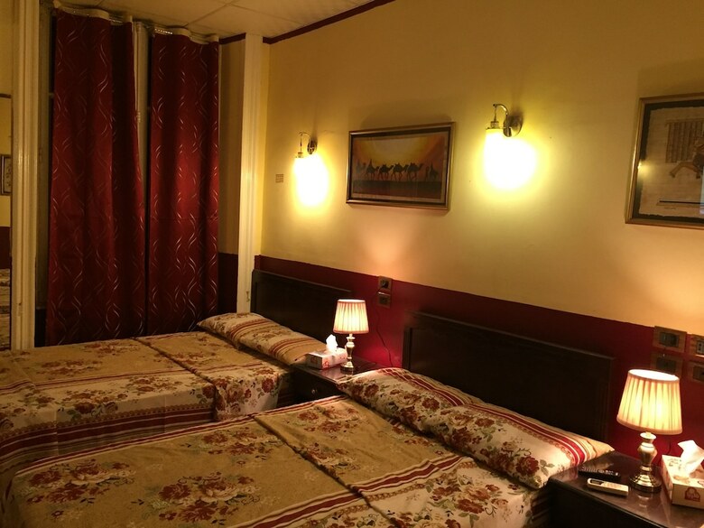 Hotel Cairo Inn