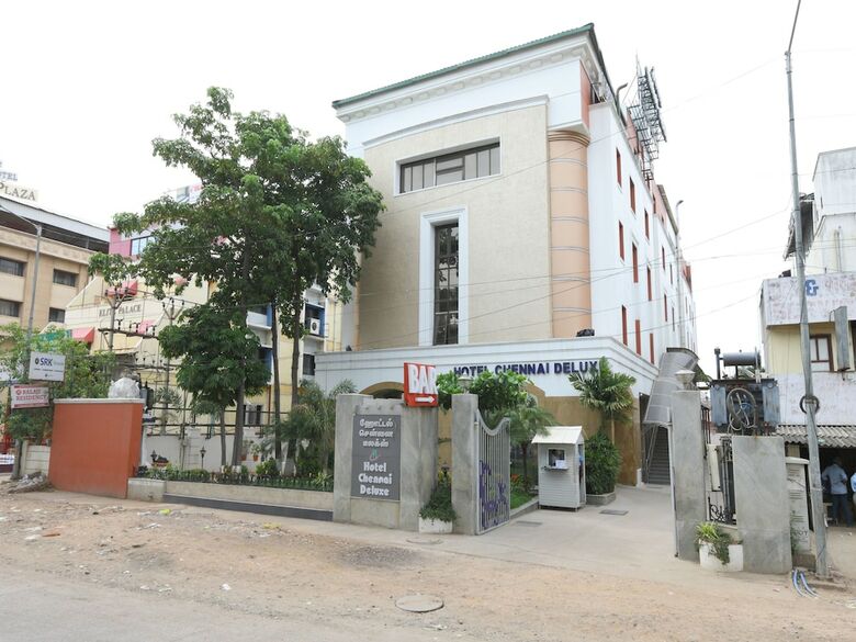 Hotel Collection O 30020 Koyambedu