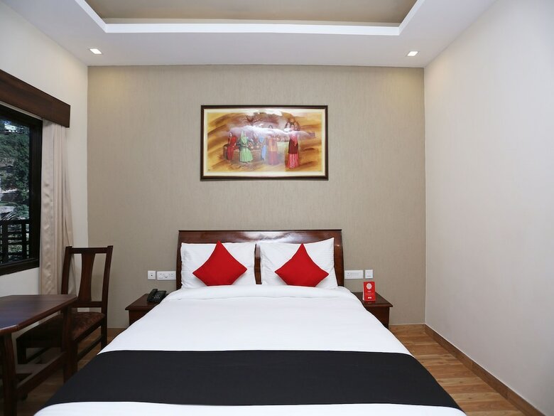 Capital O 23238 Hotel Jsr Inn