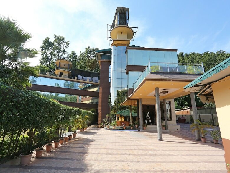 Capital O 23238 Hotel Jsr Inn