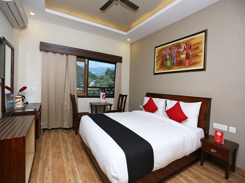 Capital O 23238 Hotel Jsr Inn