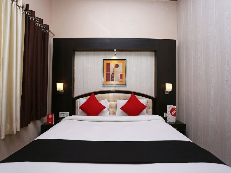 Capital O 23238 Hotel Jsr Inn