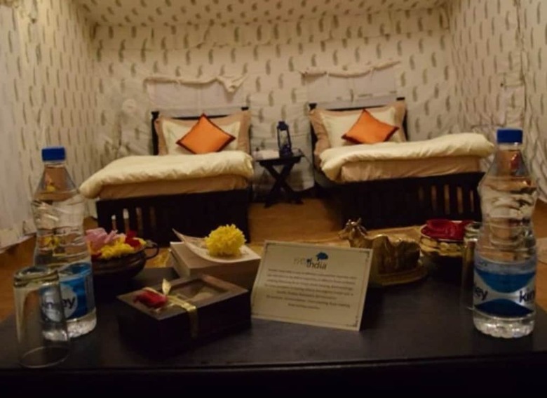 Hostal Prayag Divine Kumbh Camp