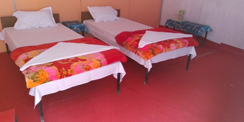 Hostal Prayag Divine Kumbh Camp