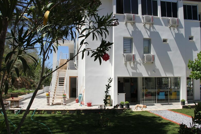 Hotel Aelbistan Otel