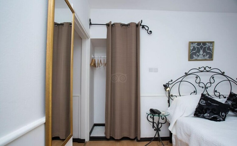 Hotel The Hideaway Club