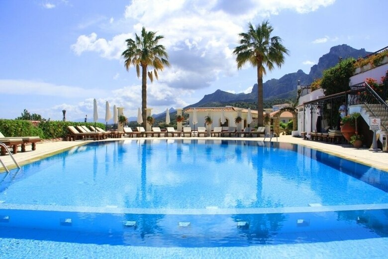 Hotel The Hideaway Club