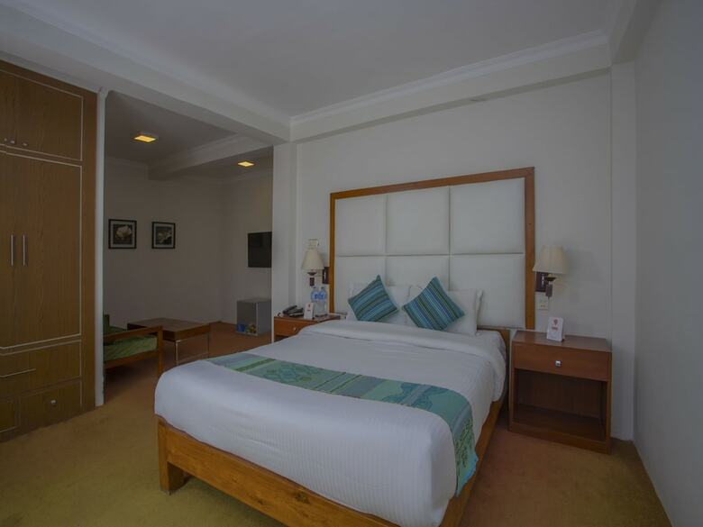 Oyo 246 Tensar Hotel