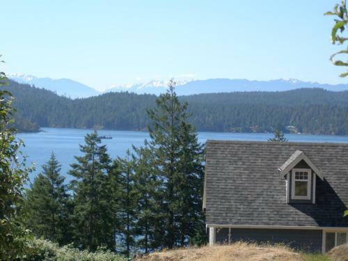 Moonlit Cove B&B