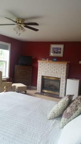 By The Bay Bed And Breakfast