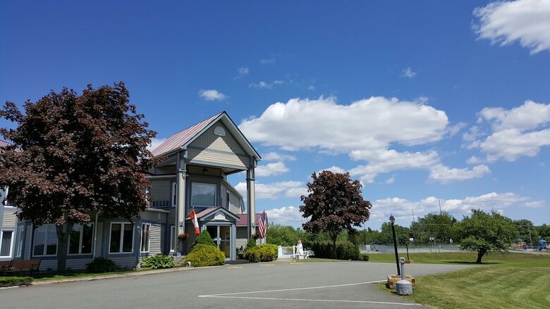 Granite Town Hotel