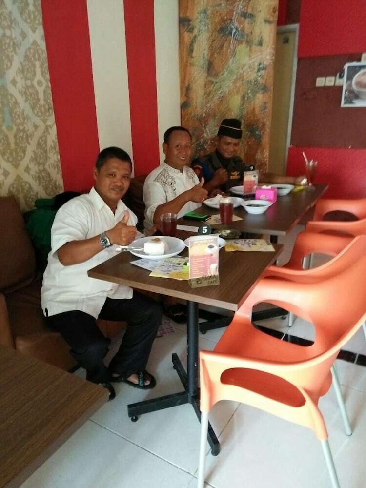 Hostal Salina Hotel Syariah - Hostel