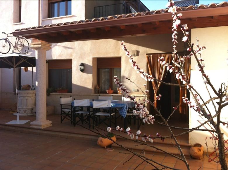 Agroturismo La Barraca de Cul�n