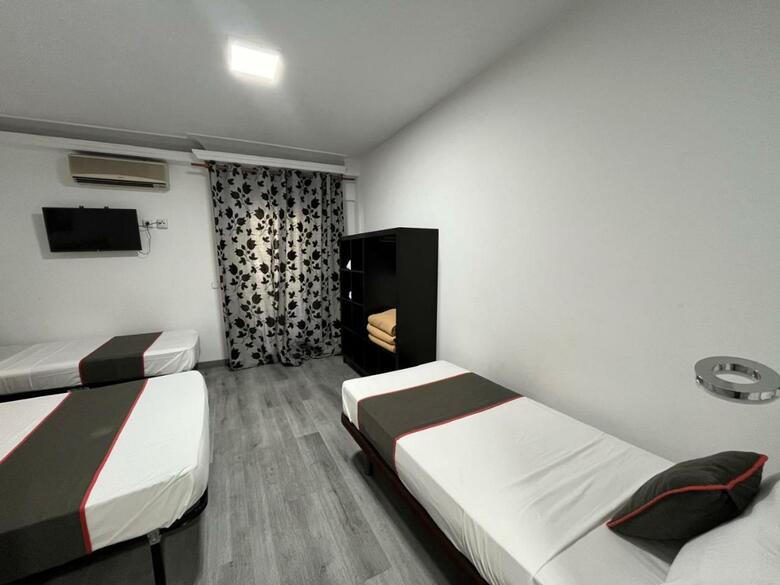 Hotel Hello Feria