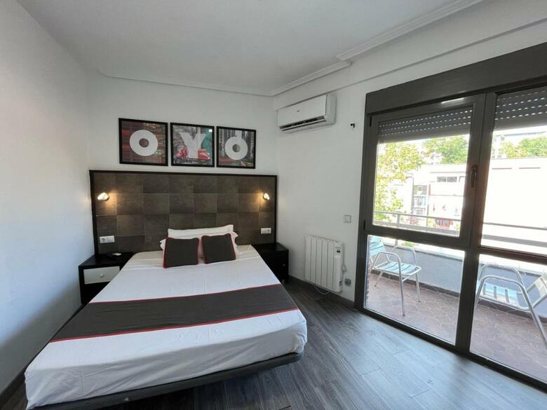 Hotel Hello Feria