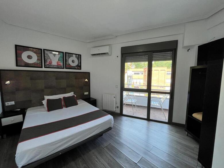 Hotel Hello Feria