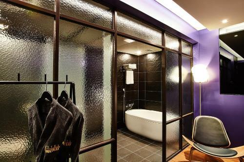 Hotel Wanted