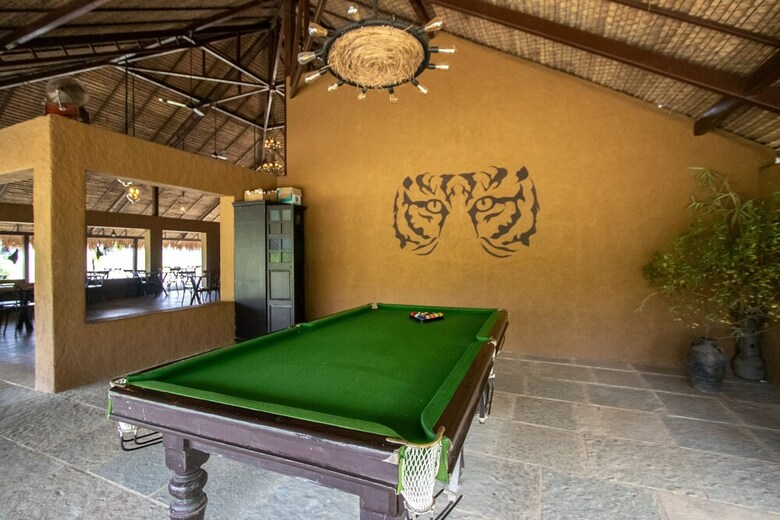 Hotel Karandla Farm And Resort