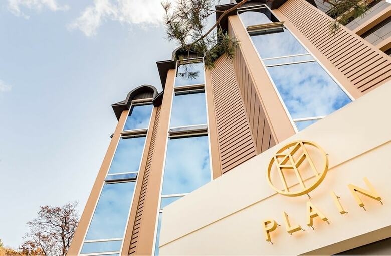 Plain Hotel