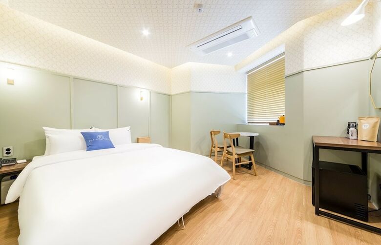 Plain Hotel