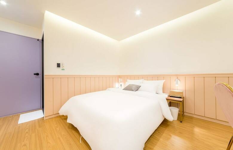 Plain Hotel