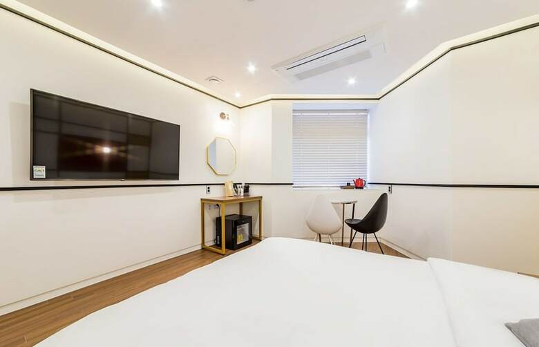 Plain Hotel