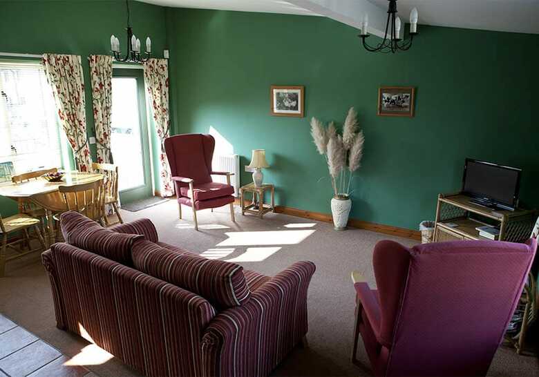 Damerons Farm Cottages