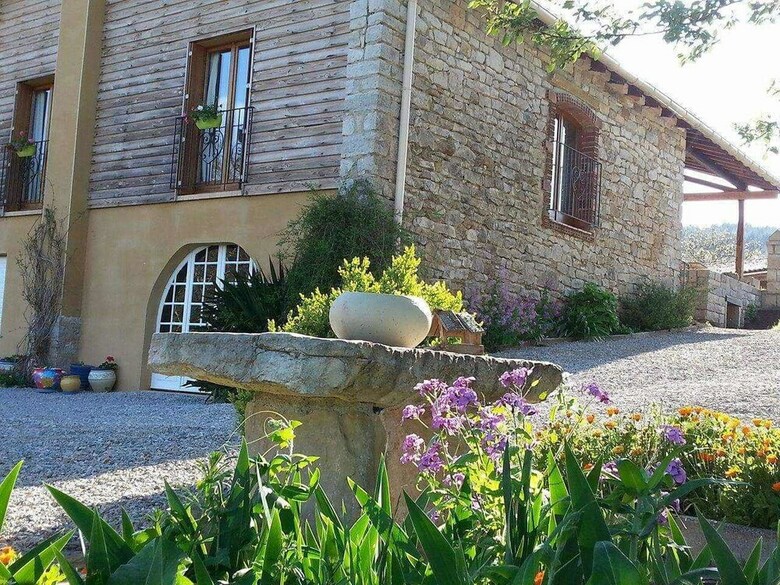 Bed & Breakfast La Cocagni�re - In A Rural Location