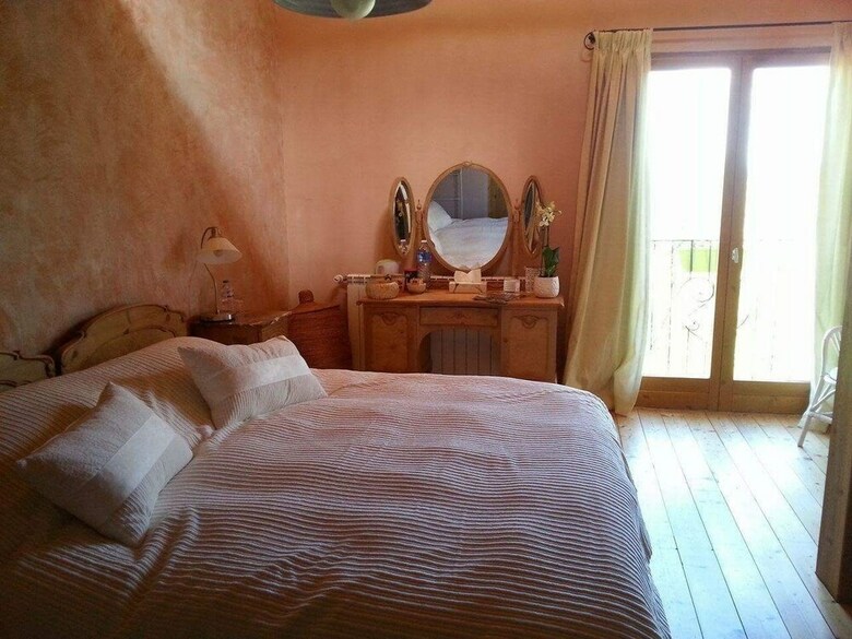 Bed & Breakfast La Cocagni�re - In A Rural Location