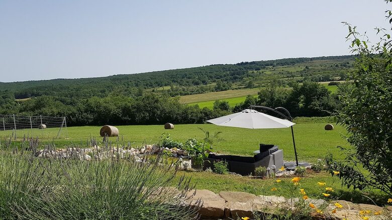 Bed & Breakfast La Cocagni�re - In A Rural Location