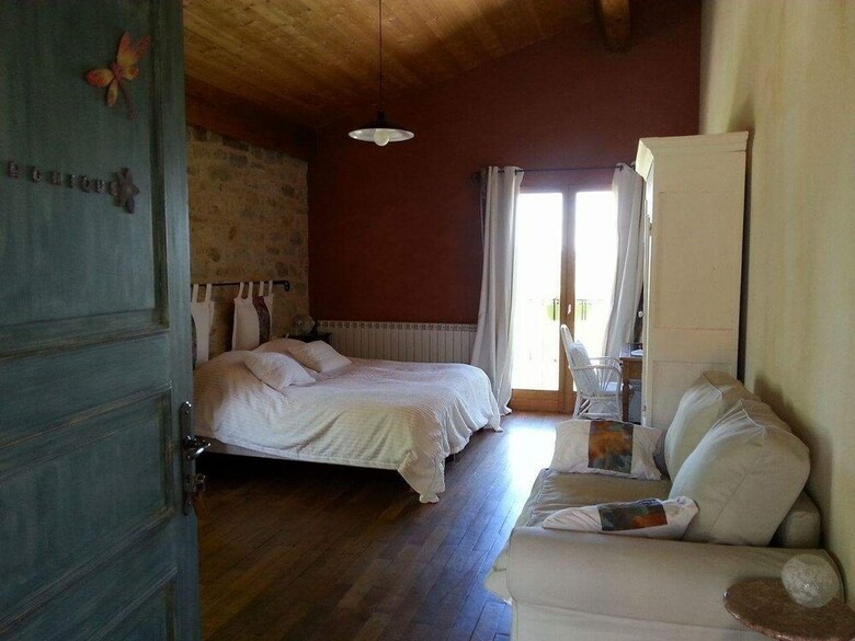 Bed & Breakfast La Cocagni�re - In A Rural Location