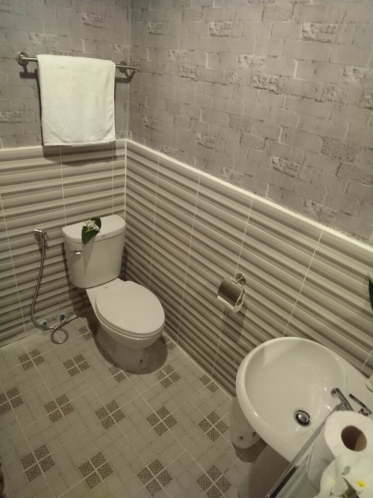Hotel Lanta Para Hut