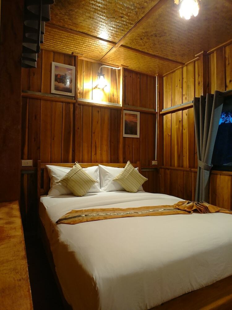 Hotel Lanta Para Hut