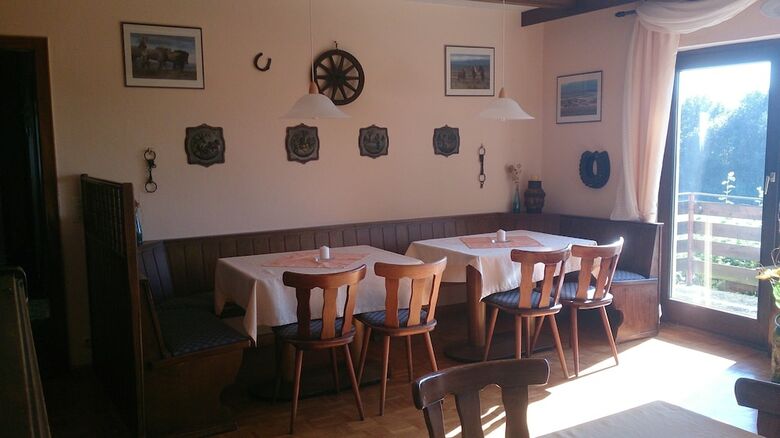 Hotel G�stehaus Burgwald-trekking