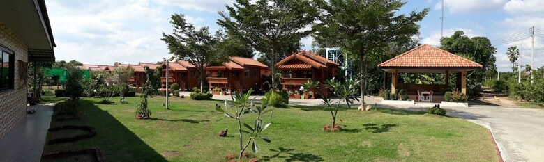 Hotel Bank Resort
