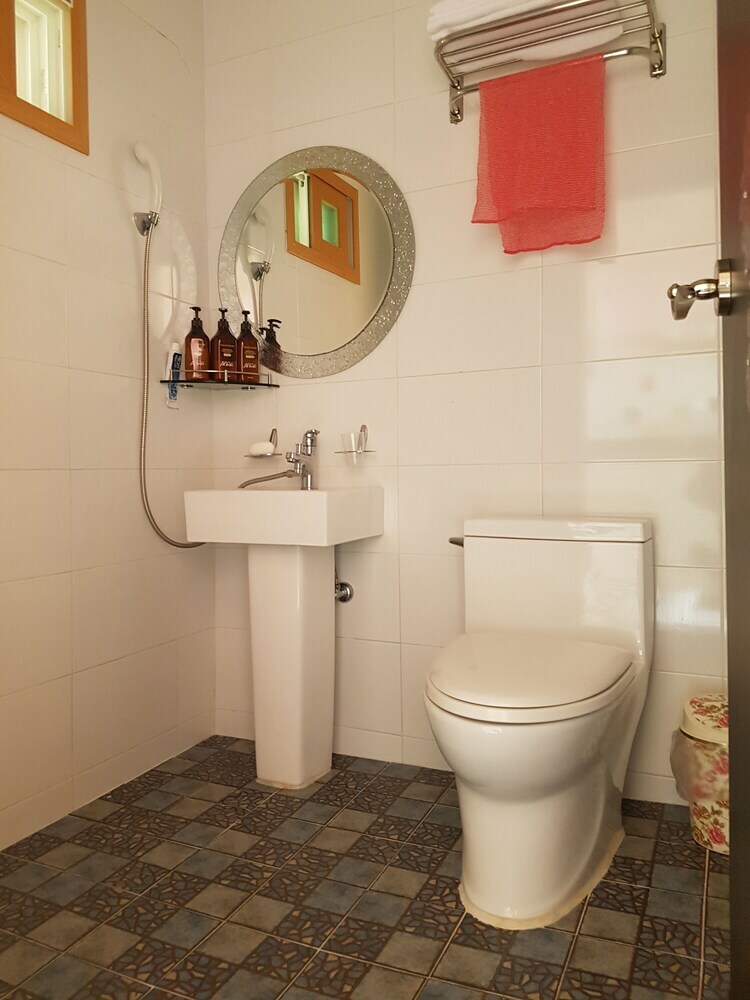 Red Praha Pension