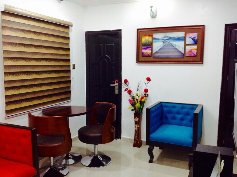 K-yellow Hotel & Resort