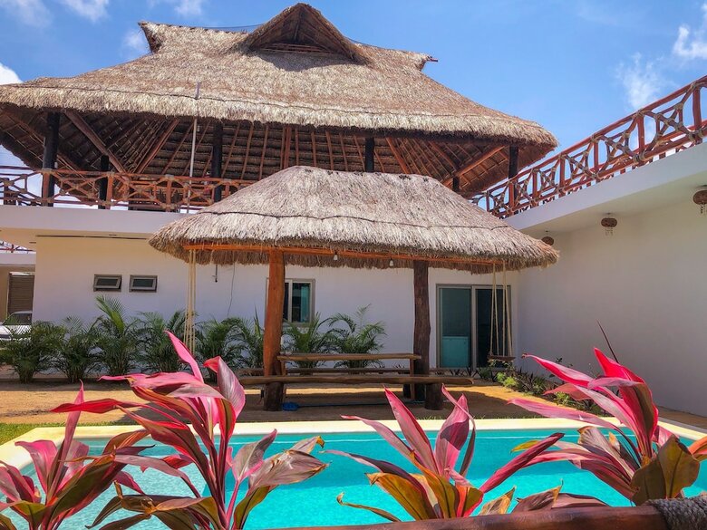 Hotel Hacienda Dos Ojos