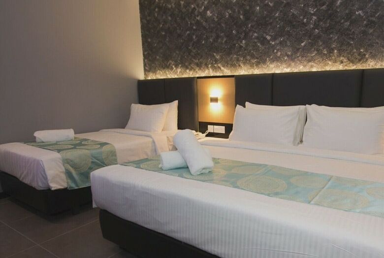 Solid Hotels