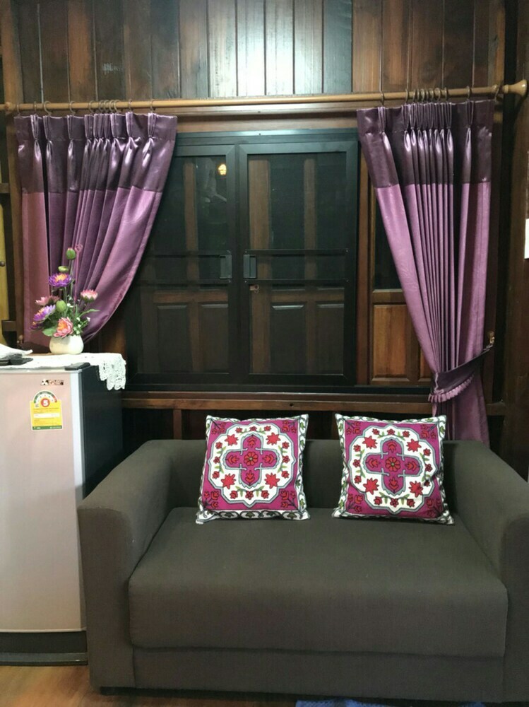Hotel Punna Homestay @ Bangsai