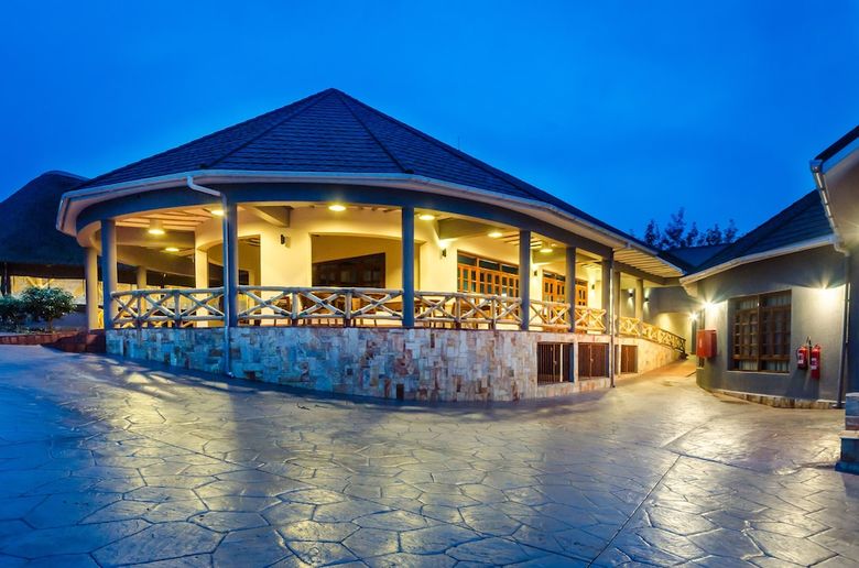 Posada Emburara Farm Lodge