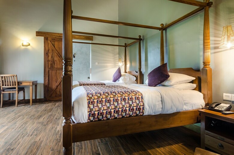 Posada Emburara Farm Lodge