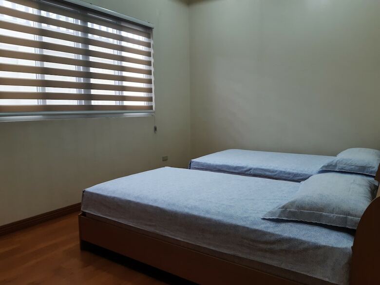 Plumeria Hotel Batangas